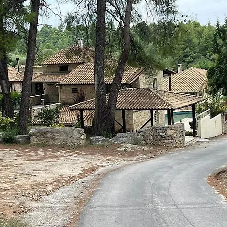 Holiday home Private Vila With A Pool And Green View Kriopigi