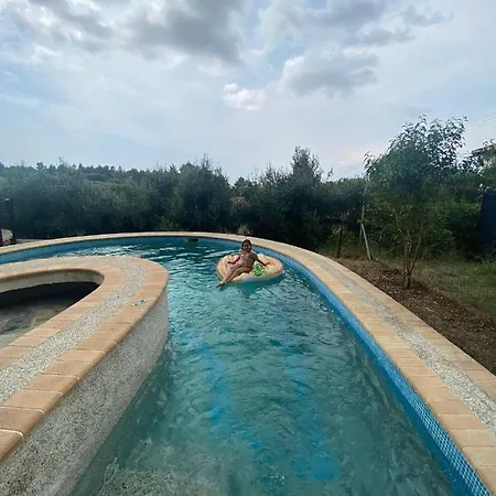 Holiday home Private Vila With A Pool And Green View